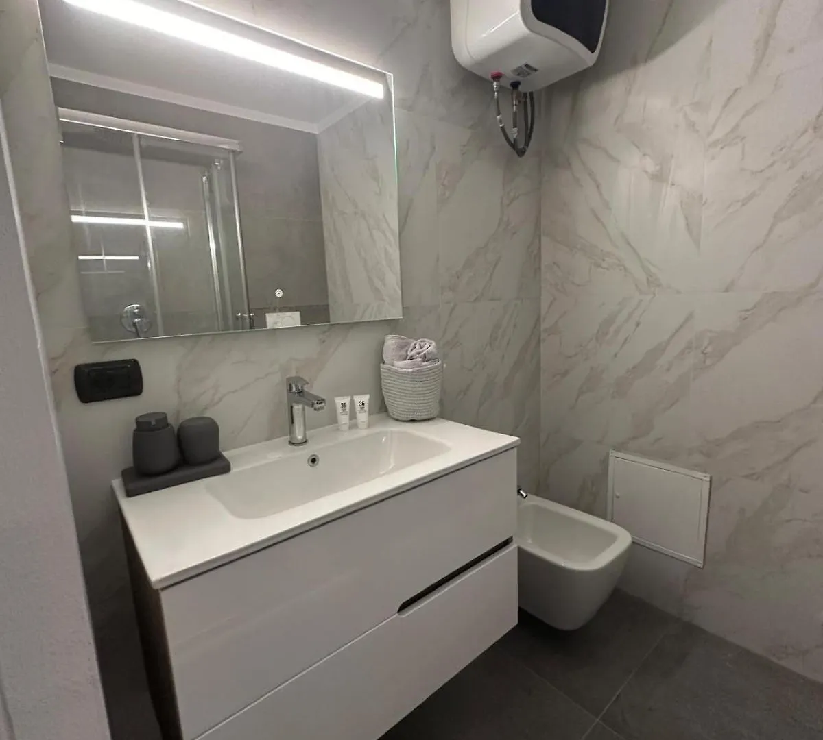 Aparthotel Monolocale Ovidio Milán